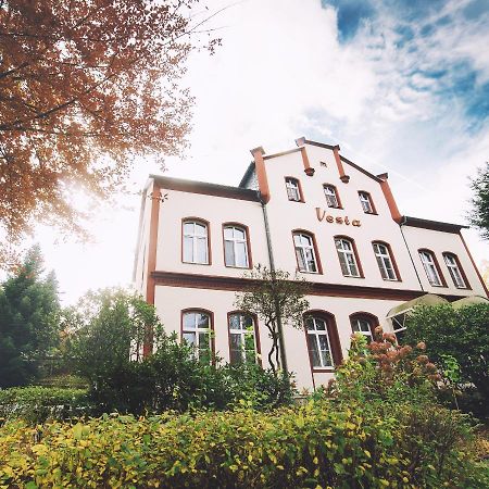 Hotel - Pension Vesta Бад Елстер Екстериор снимка