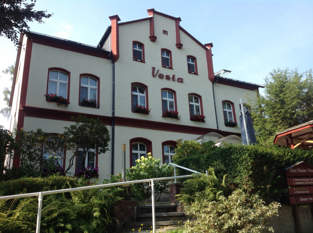Hotel - Pension Vesta Бад Елстер Екстериор снимка
