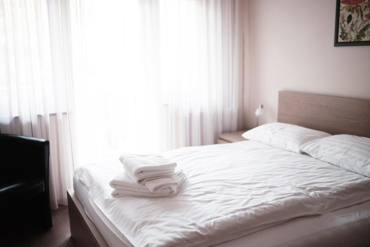 Hotel - Pension Vesta Бад Елстер Екстериор снимка